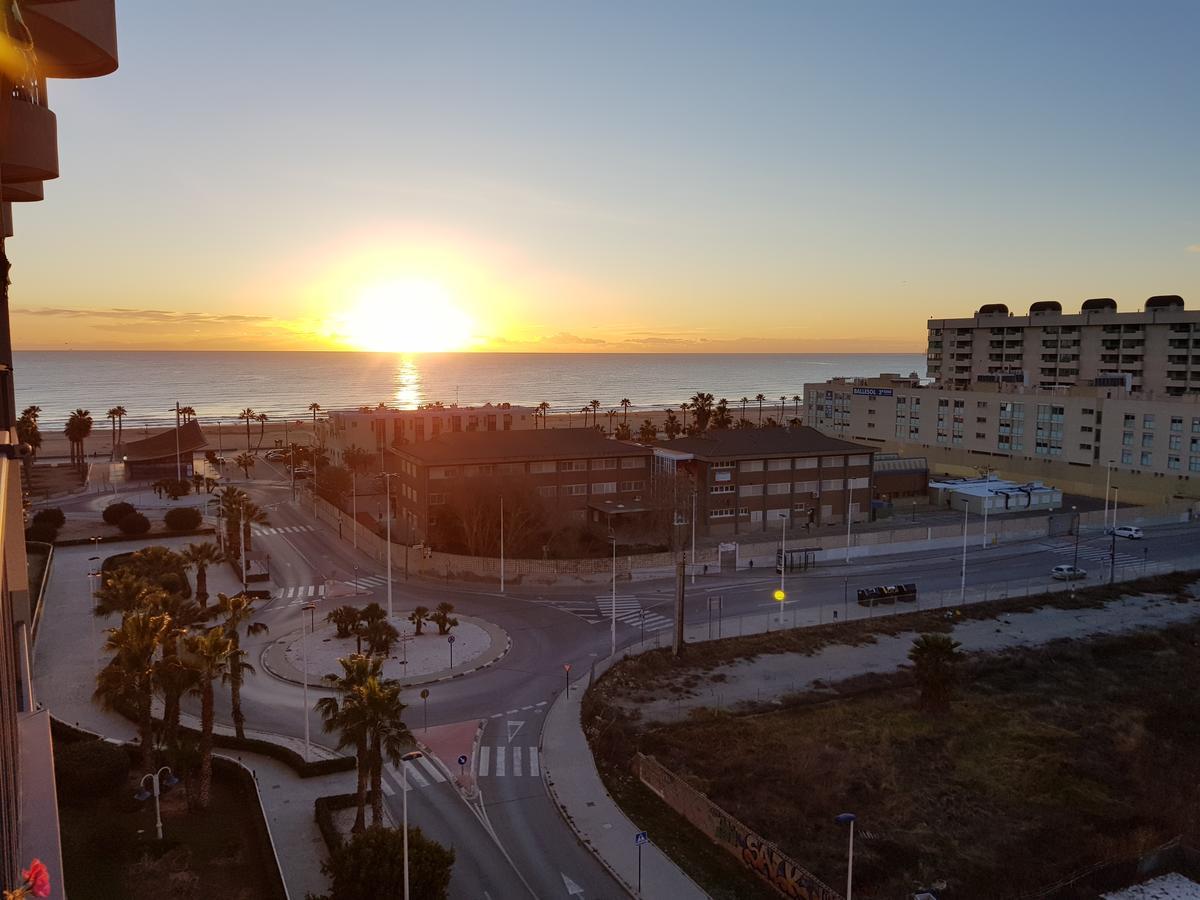 Apartamento frente al mar Valenza Esterno foto